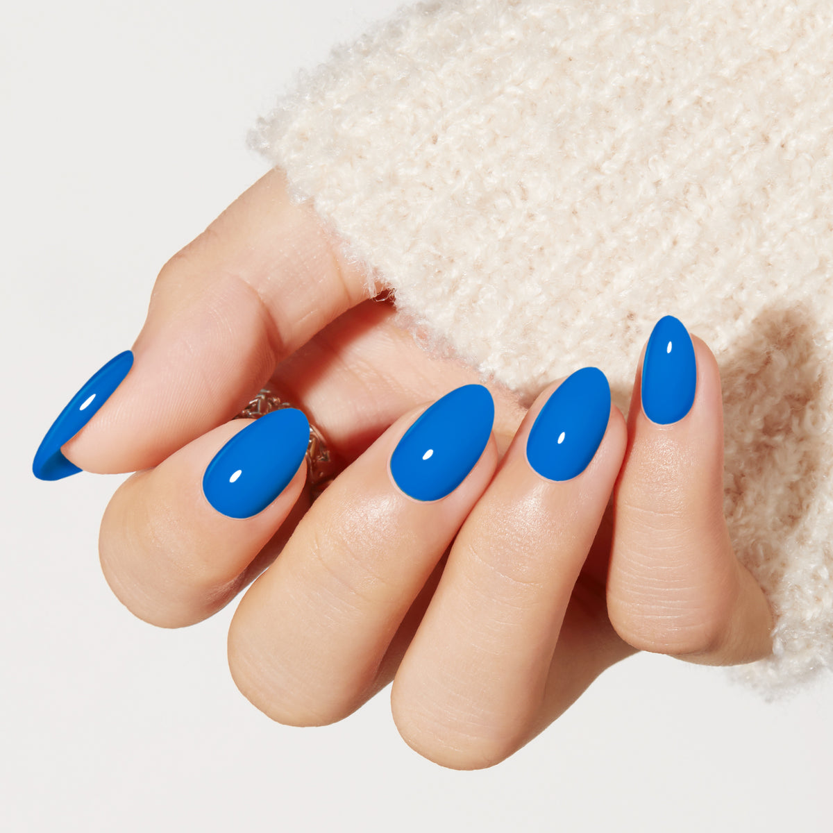 Sapphire Bold