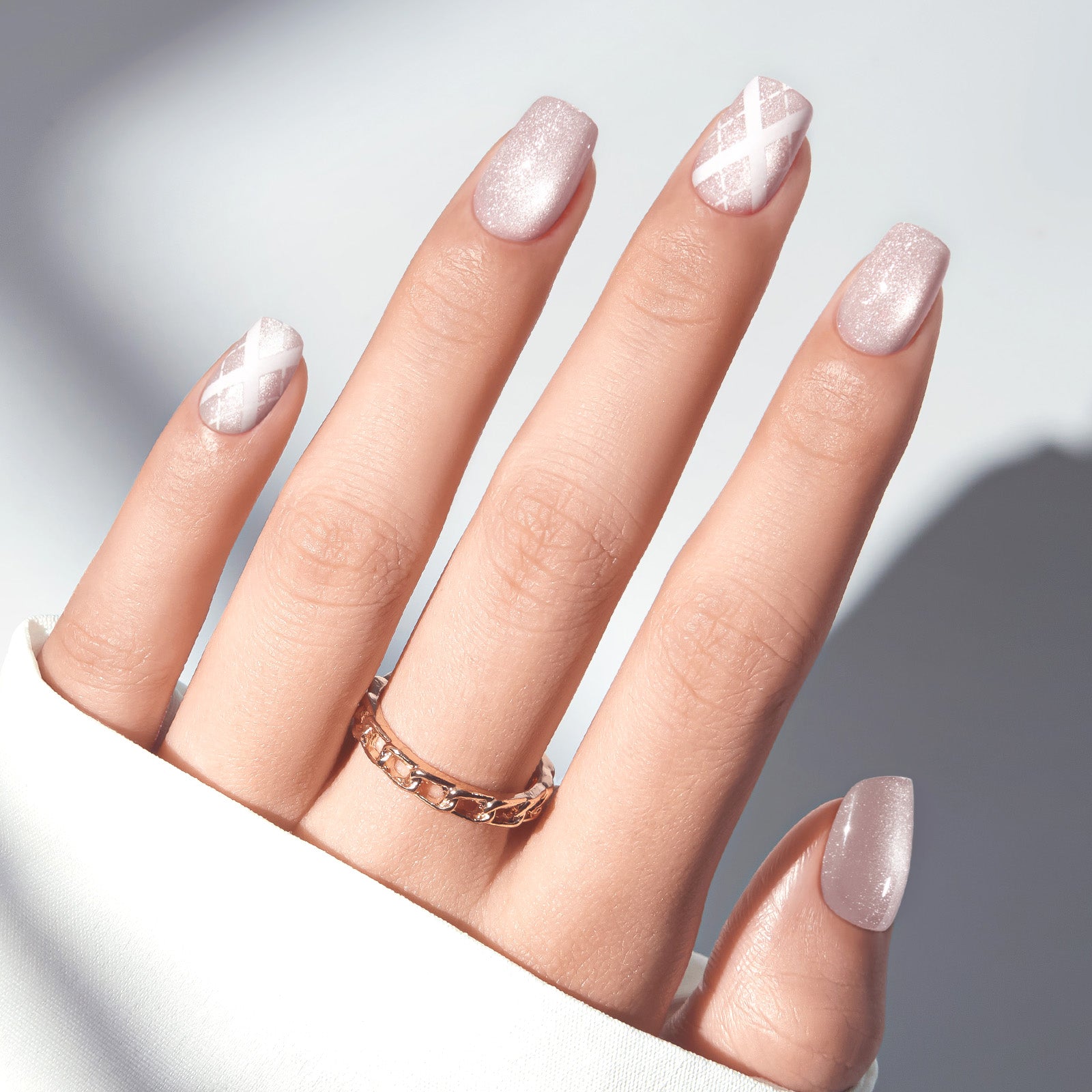 Blush Argyle press on nails MODELONES 