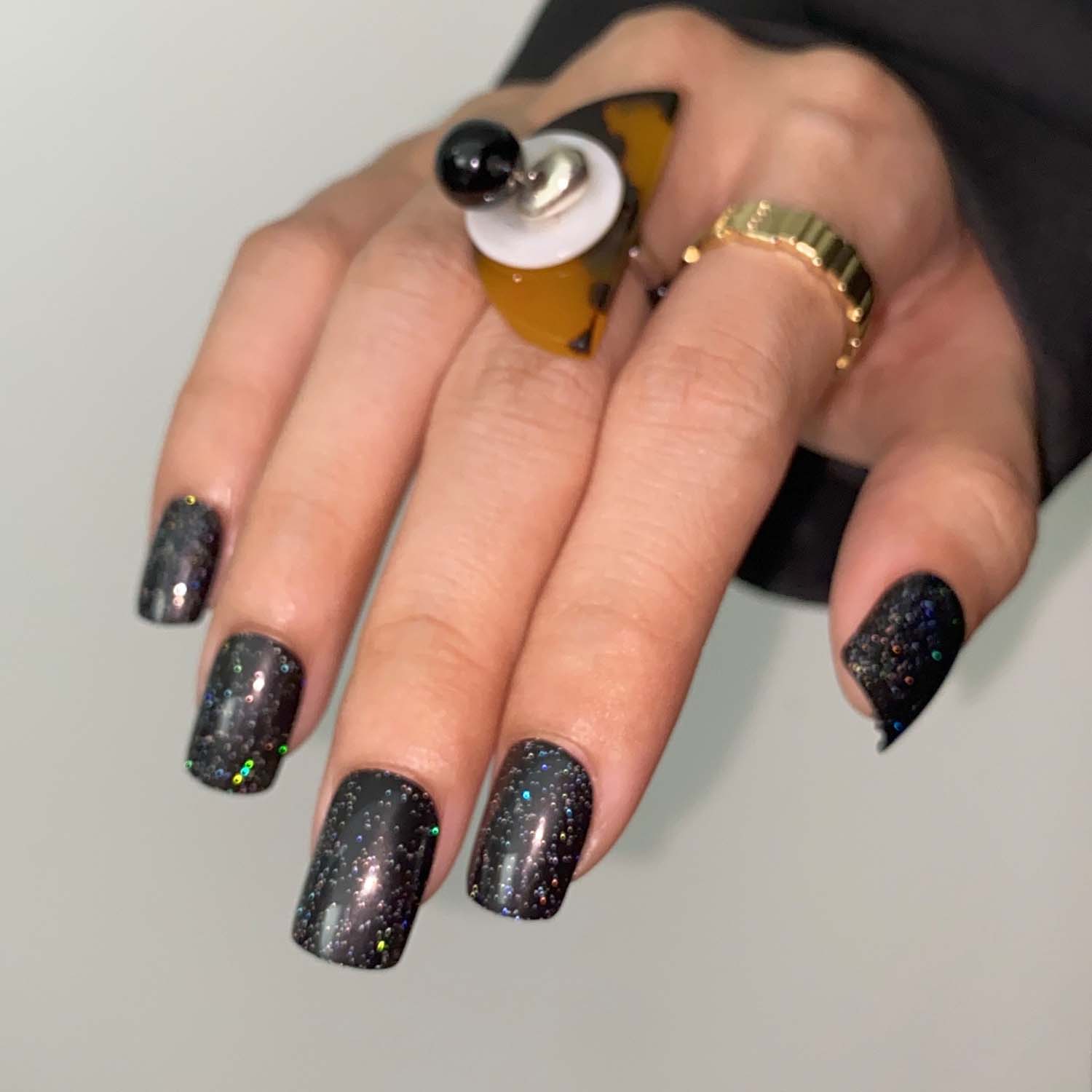 Glittery Black press on nails MODELONES 